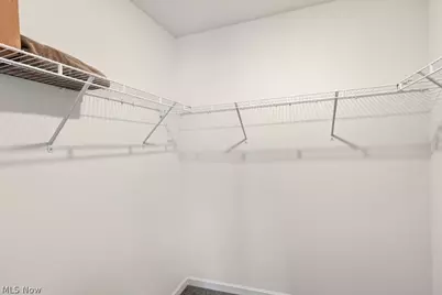 677 Crossings Lane, Akron, OH 44320 - Photo 14