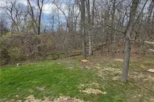 10525 Twin Oaks Dr, Cambridge, OH 43725 - Photo 6