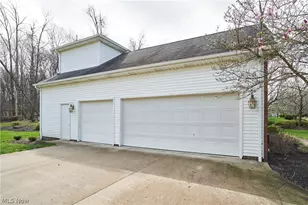 11137 Malvern Dr, North Royalton, OH 44133 - Photo 24