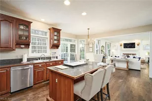 11137 Malvern Dr, North Royalton, OH 44133 - Photo 2
