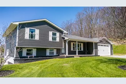 44701 Springbrook Drive, St Clairsville, OH 43950 - Photo 2