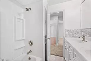 8760 Priem Rd, Strongsville, OH 44149 - Photo 8