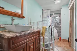 1916 4th St SE, Canton, OH 44707 - Photo 14