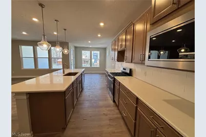 8274 Clydesdale Drive, Mentor, OH 44060 - Photo 6