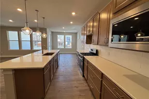 8274 Clydesdale Dr, Mentor, OH 44060 - Photo 6