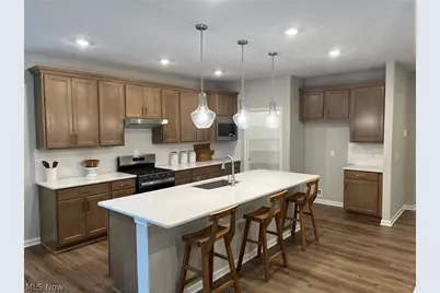 8274 Clydesdale Drive, Mentor, OH 44060 - Photo 2