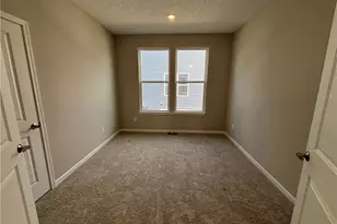 8274 Clydesdale Dr, Mentor, OH 44060 - Photo 12