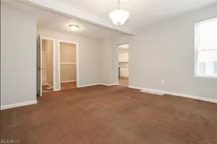 2177 W 31st St, Loveland, OH 44113 - Photo 10