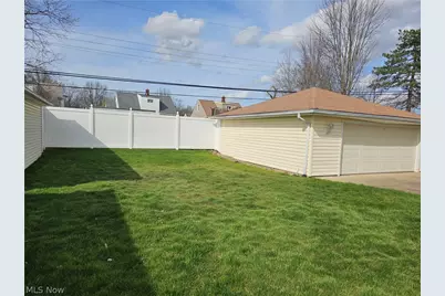 15413 Shirley Avenue, Maple Heights, OH 44137 - Photo 40