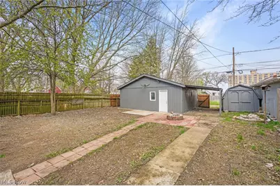 322 W 9th Street, Lorain, OH 44052 - Photo 28