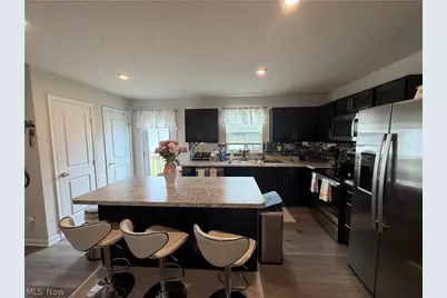 105 Zenith Court, Eastlake, OH 44095 - Photo 6