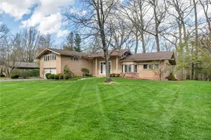 3565 Eldorado Dr, Rocky River, OH 44116 - Photo 4