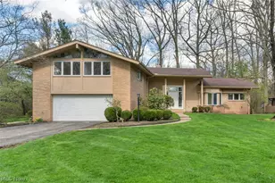 3565 Eldorado Dr, Rocky River, OH 44116 - Photo 2