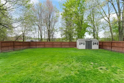 1972 Springfield Lake Boulevard, Akron, OH 44312 - Photo 38