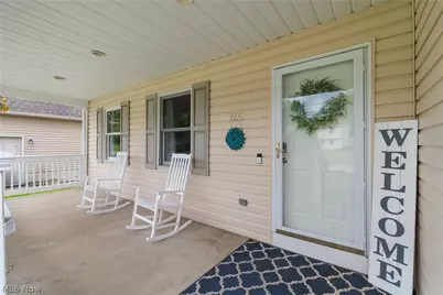 1972 Springfield Lake Boulevard, Akron, OH 44312 - Photo 2
