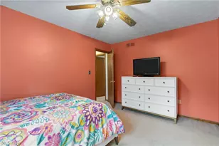 1972 Springfield Lake Blvd, Akron, OH 44312 - Photo 26