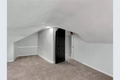 19392 Renwood Avenue, Euclid, OH 44119 - Photo 18