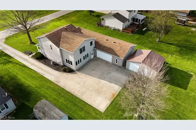 9217 Bechtel Road, Elyria, OH 44035 - Photo 48