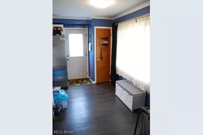 4567 Canterbury Road, North Olmsted, OH 44070 - Photo 2