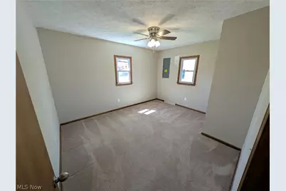 17604 Olive Avenue, Lake Milton, OH 44429 - Photo 20
