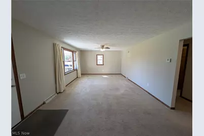 17604 Olive Avenue, Lake Milton, OH 44429 - Photo 14