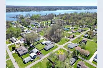 17604 Olive Avenue, Lake Milton, OH 44429 - Photo 4