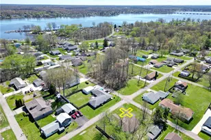 17604 Olive Ave, Lake Milton, OH 44429 - Photo 4