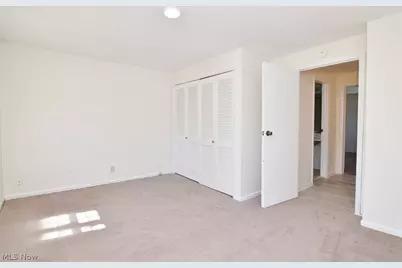 35755 Miles Road, Moreland Hills, OH 44022 - Photo 28