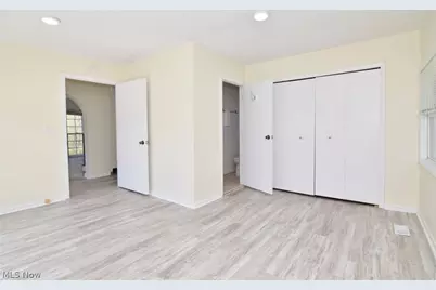 35755 Miles Road, Moreland Hills, OH 44022 - Photo 20
