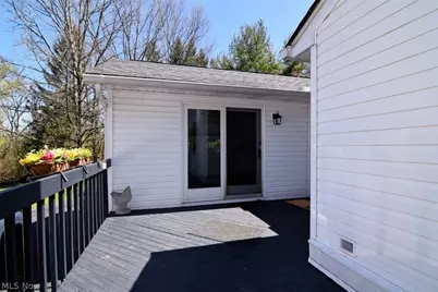 35755 Miles Road, Moreland Hills, OH 44022 - Photo 38