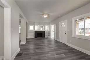 4940 E 106th St, Garfield Heights, OH 44125 - Photo 2