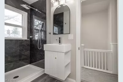 4940 E 106th Street, Garfield Heights, OH 44125 - Photo 14
