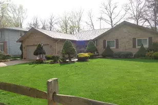 7422 Dogwood Ln, Parma, OH 44130 - Photo 10