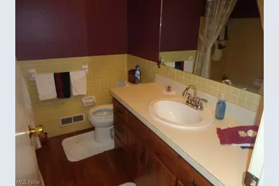 7422 Dogwood Lane, Parma, OH 44130 - Photo 36