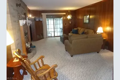 7422 Dogwood Lane, Parma, OH 44130 - Photo 22