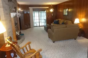 7422 Dogwood Ln, Parma, OH 44130 - Photo 22