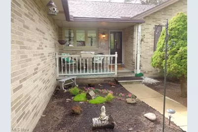 7422 Dogwood Lane, Parma, OH 44130 - Photo 2