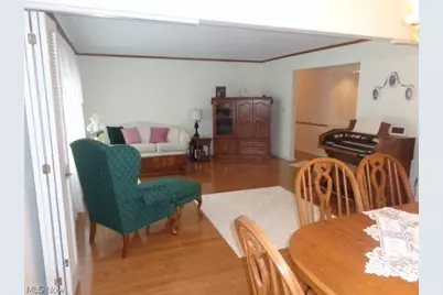 7422 Dogwood Lane, Parma, OH 44130 - Photo 12