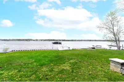 1408 NE River Road, Lake Milton, OH 44429 - Photo 10