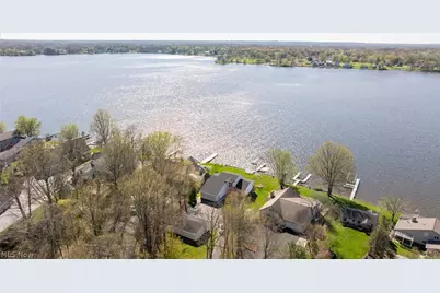 1408 NE River Road, Lake Milton, OH 44429 - Photo 4