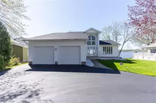 1408 NE River Rd, Lake Milton, OH 44429 - Photo 8