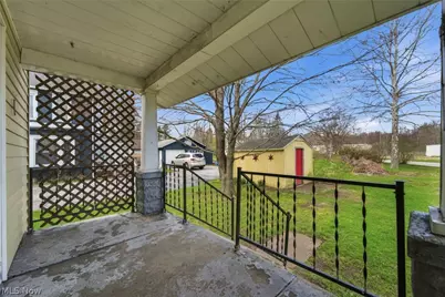 284 W Main Road, Conneaut, OH 44030 - Photo 32