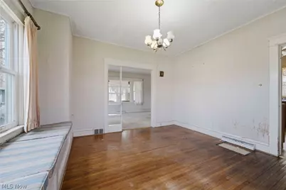 284 W Main Road, Conneaut, OH 44030 - Photo 14