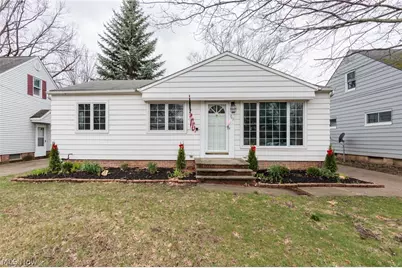 762 E 305th Street, Willowick, OH 44095 - Photo 1