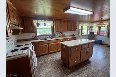 1099 Steubenville Road SE, Carrollton, OH 44615 - Photo 2