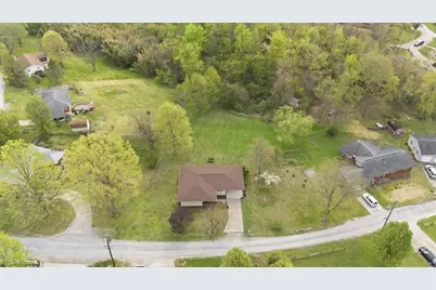 215 Highland Lake Terrace, Washington, WV 26181 - Photo 6