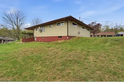 215 Highland Lake Terrace, Washington, WV 26181 - Photo 10