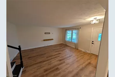 8645 Courtland Drive, Strongsville, OH 44149 - Photo 10