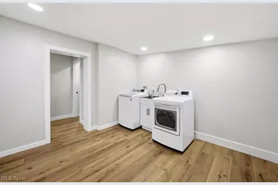 262 E 324th Street, Willowick, OH 44095 - Photo 18