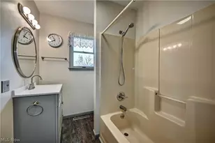 445 N George St, West Lafayette, OH 43845 - Photo 8